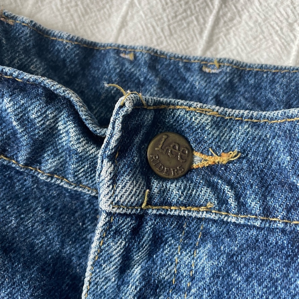 Vintage Lee Women’s Blue Jeans - Picture 3 of 8